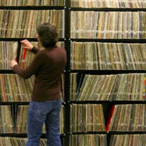 Meet your Posher, Liz - Picture 1 of 1